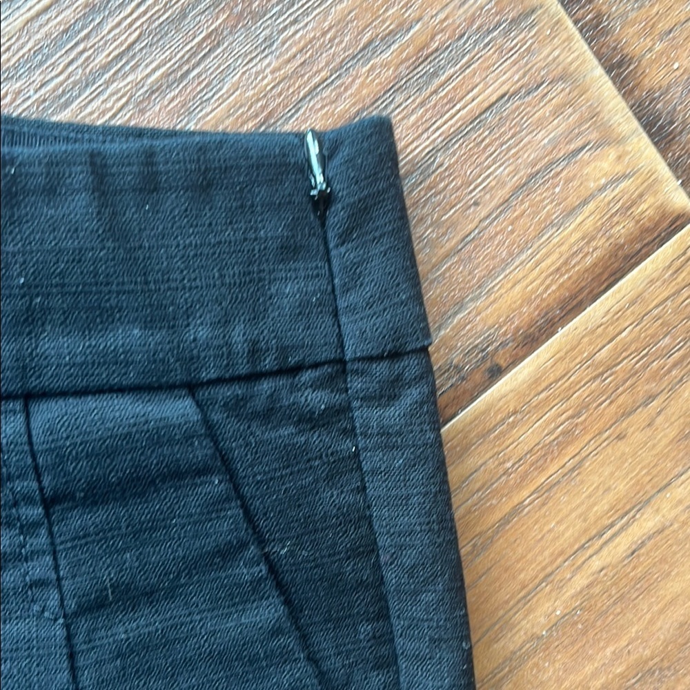 J. Crew Black High Waist Shorts with Tailored Pleats - size 6 - Picture 4 of 12